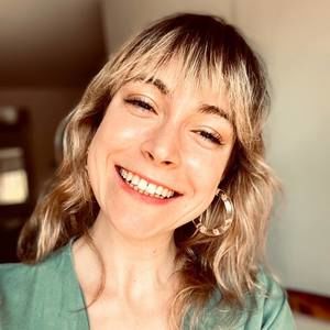 Meet your Posher, Emma